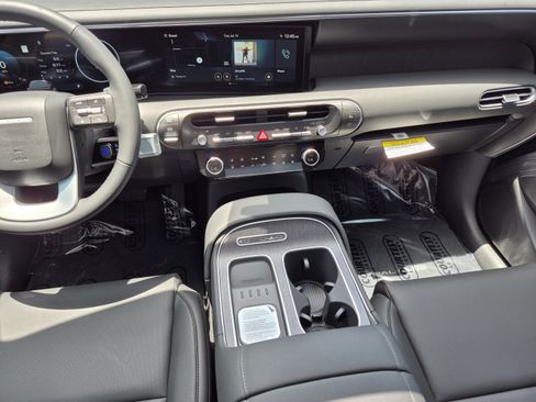 New 2026 Hyundai Palisade SEL w/ Tow & Go Package FWD image 13