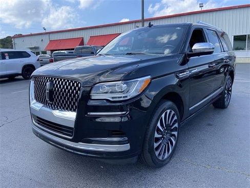 Used 2022 Lincoln Navigator Black Label image 13
