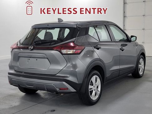 Used 2023 Nissan Kicks S image 9