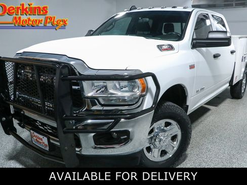 Used 2022 RAM 2500 Tradesman AWD/4WD image 1