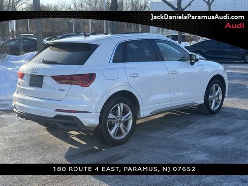 Used 2023 Audi Q3 2.0T Premium Plus w/ Premium Plus Package image 5