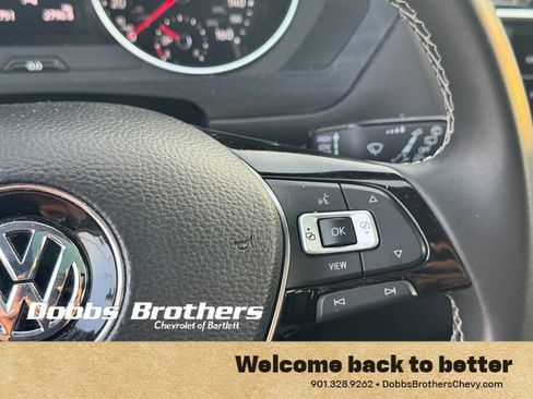Used 2021 Volkswagen Tiguan SE w/ Panoramic Sunroof Package FWD image 21