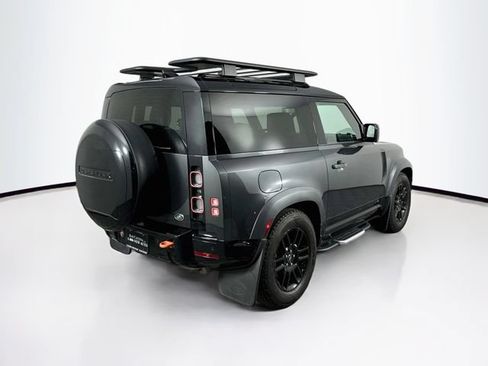 Used 2023 Land Rover Defender 90 X AWD/4WD image 5