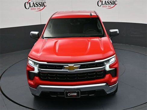 Used 2025 Chevrolet Silverado 1500 LT image 17