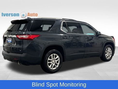 Used 2018 Chevrolet Traverse LT w/ LPO, Floor Liner Package AWD/4WD image 9