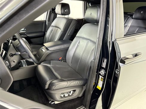 Used 2019 Rolls-Royce Phantom Sedan image 14