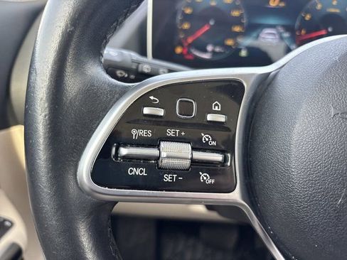 Used 2021 Mercedes-Benz GLA 250 4MATIC image 28