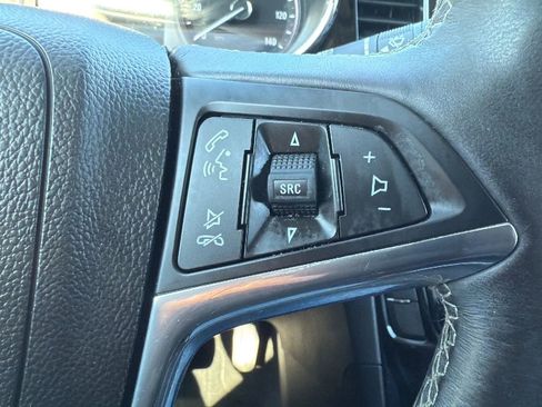 Used 2018 Buick Encore Essence AWD/4WD image 11