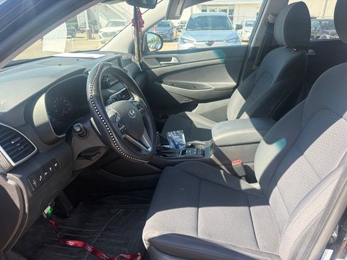 Used 2019 Hyundai Tucson Sport FWD image 7