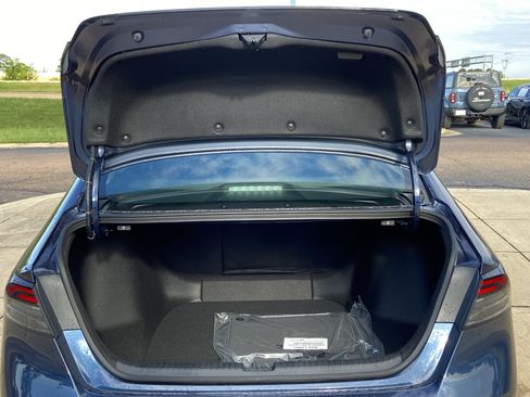 New 2026 Honda Accord SE image 14