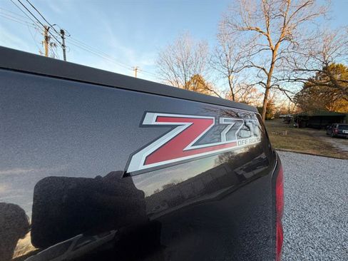 Used 2016 Chevrolet Silverado 2500 LTZ w/ Duramax Plus Package image 13