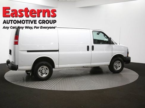 Used 2021 Chevrolet Express 2500 w/ Driver Convenience Package RWD image 40