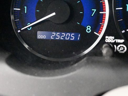 Used 2008 Toyota Sienna LE FWD image 33