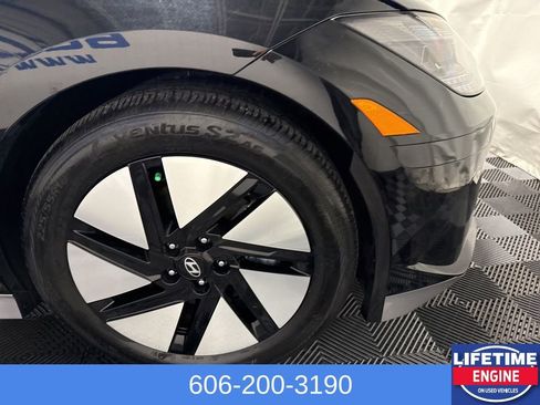 Used 2023 Hyundai Ioniq 6 SE image 5