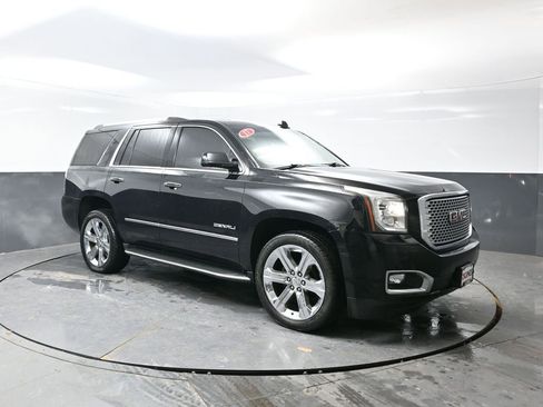 Used 2017 GMC Yukon Denali w/ Open Road Package image 5