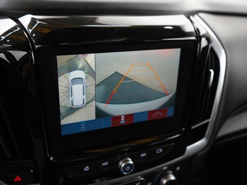 Used 2019 Chevrolet Traverse Premier w/ Redline Edition AWD/4WD image 23