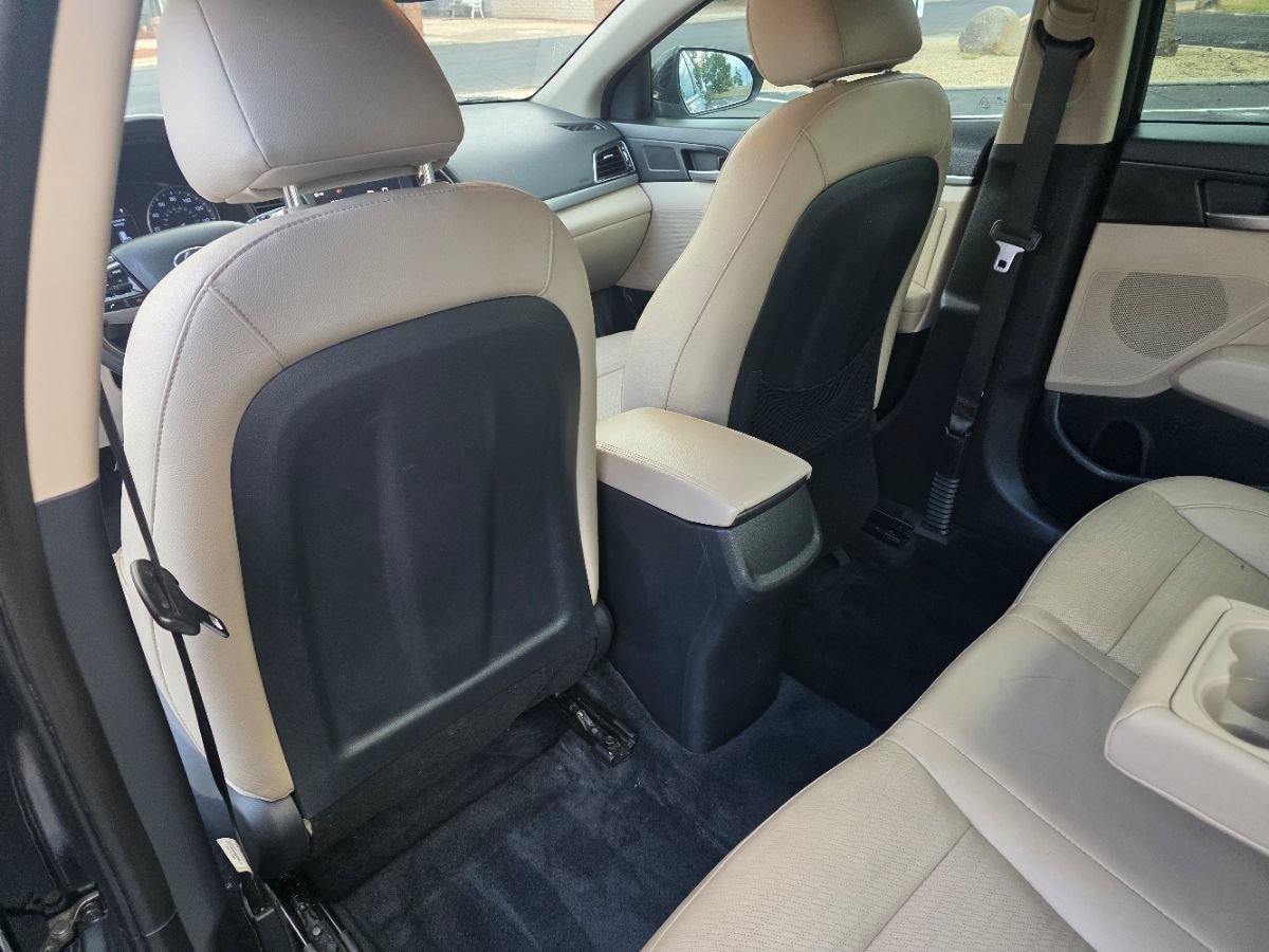 Used 2017 Hyundai Elantra Limited FWD image 22