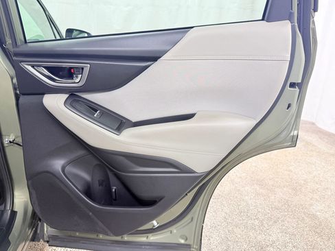 Used 2019 Subaru Forester Premium image 30