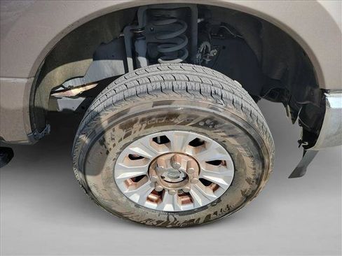 Used 2020 Ford F250 XLT w/ FX4 Off-Road Package image 10