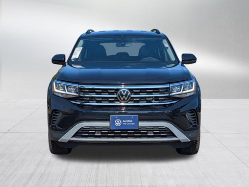 Certified 2023 Volkswagen Atlas SE w/ Black Wheel Package AWD/4WD image 2