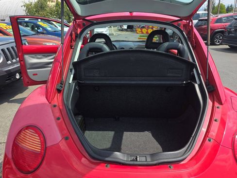 Used 2001 Volkswagen Beetle GLX FWD image 10