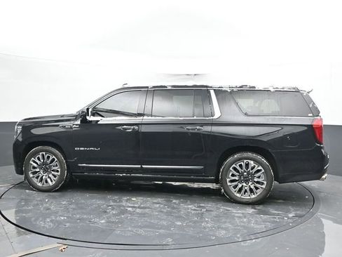 Used 2024 GMC Yukon XL Denali Ultimate image 7