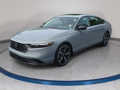 Certified 2026 Honda Accord SE image 1