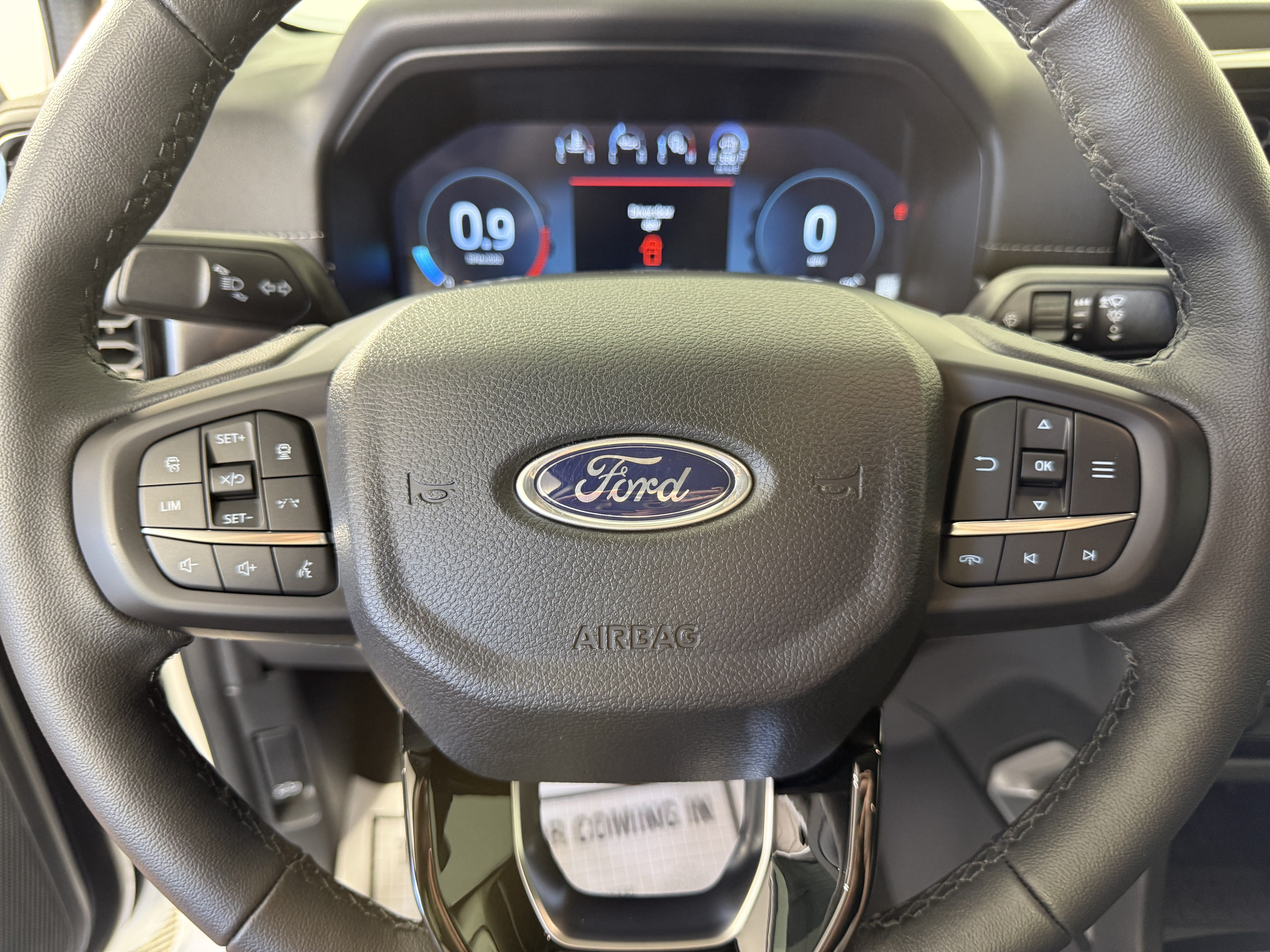 Used 2025 Ford Ranger Lariat w/ Trailer Tow Package RWD image 31