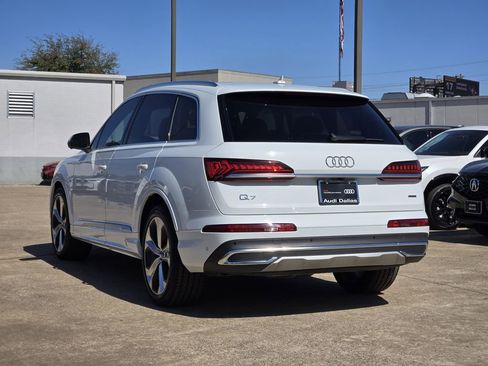 Used 2023 Audi Q7 3.0T Prestige image 11