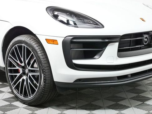 New 2026 Porsche Macan S AWD/4WD image 31