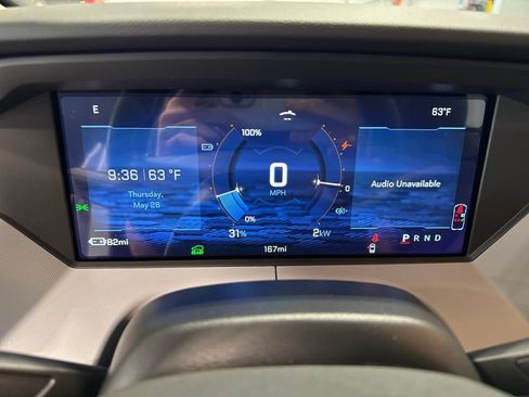 New 2027 Chevrolet Bolt LT FWD image 6