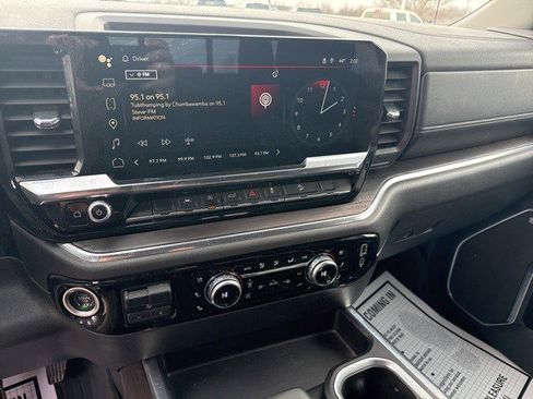 Certified 2024 GMC Sierra 1500 SLT w/ SLT Premium Package image 28