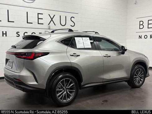 Used 2025 Lexus NX 350h AWD w/ Premium Package image 4
