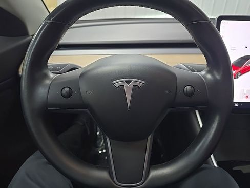 Used 2018 Tesla Model 3 Long Range image 18