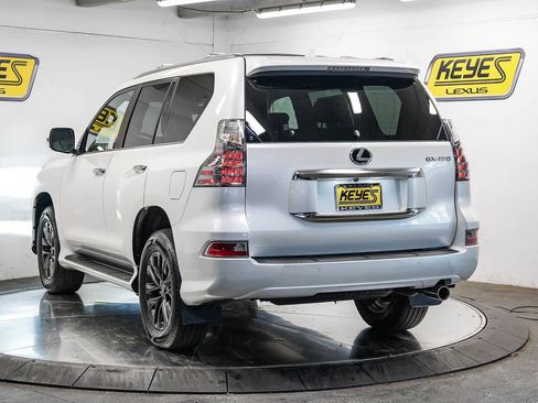 Used 2023 Lexus GX 460 Premium w/ Premium Package AWD/4WD image 2