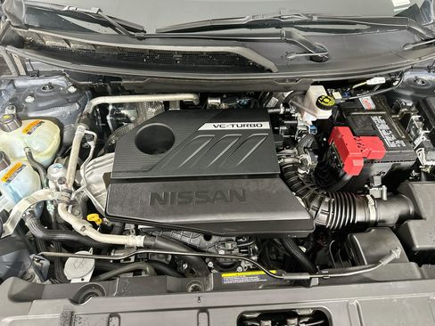 Used 2025 Nissan Rogue SV FWD image 33