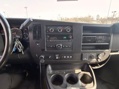 Certified 2023 GMC Savana 2500 w/ Driver Convenience Package image 32