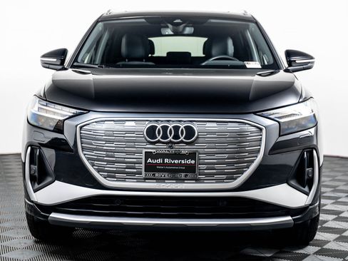 Used 2023 Audi Q4 e-tron Prestige AWD/4WD image 9