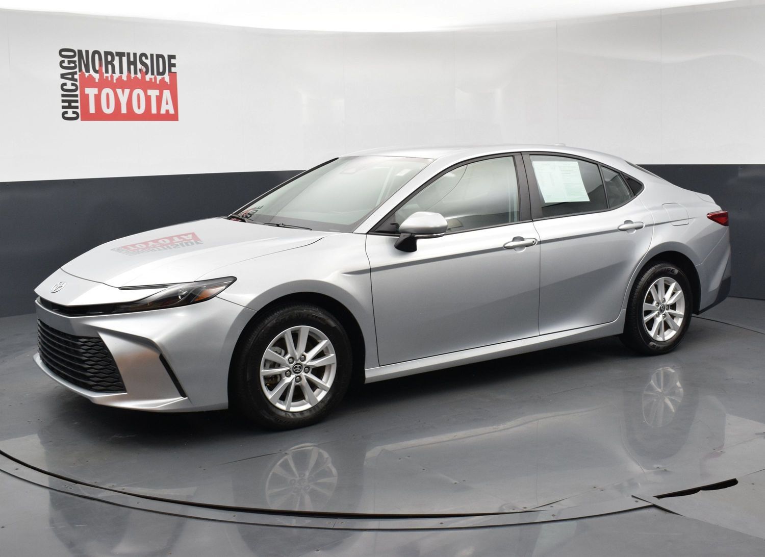 Used 2025 Toyota Camry LE w/ Convenience Package AWD/4WD image 8