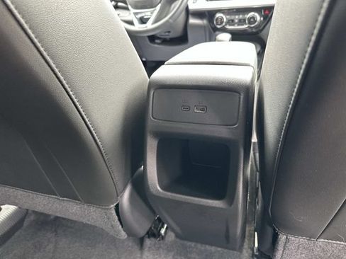 Used 2025 Chevrolet Trax LT w/ Driver Confidence Package FWD image 14