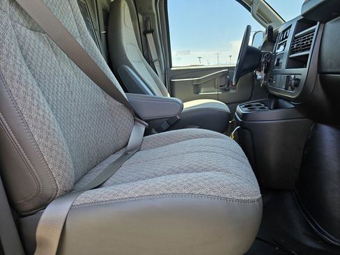 New 2025 Chevrolet Express 2500 Extended w/ Communications Package RWD image 10