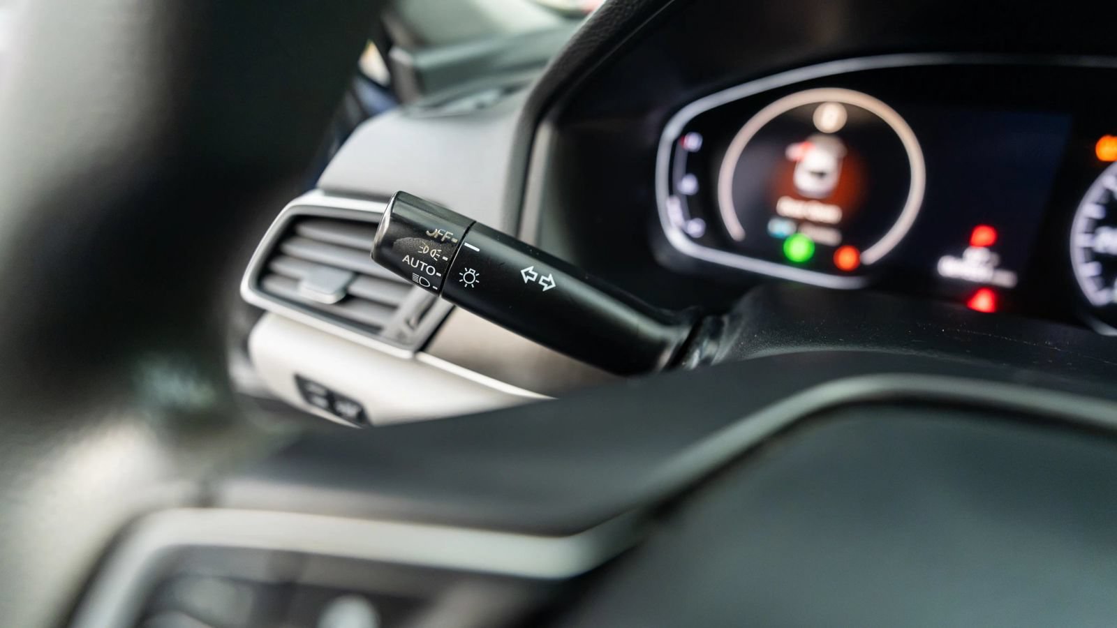 Used 2018 Honda Accord LX image 40