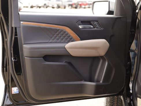 New 2026 GMC Canyon Denali image 27