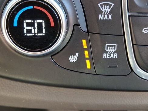 Certified 2019 Chevrolet Traverse LT AWD/4WD image 28