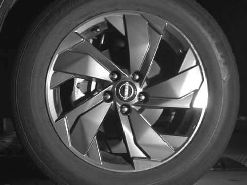 Used 2025 Nissan Rogue SV FWD image 12