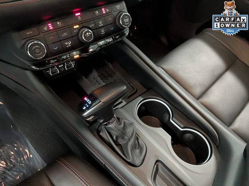 Used 2025 Dodge Durango GT AWD/4WD image 16