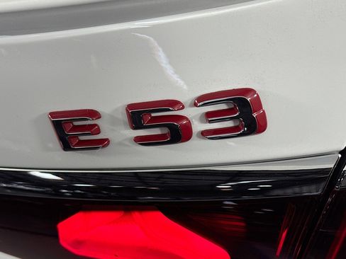 New 2026 Mercedes-Benz E 53 AMG e 4MATIC Sedan image 8