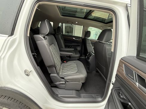 New 2026 Volkswagen Atlas SEL Premium R-Line AWD/4WD image 24