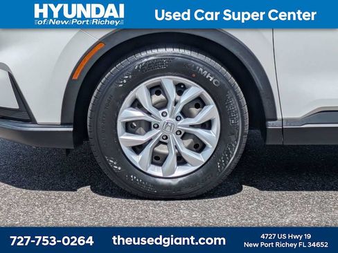 Used 2024 Honda CR-V LX image 10