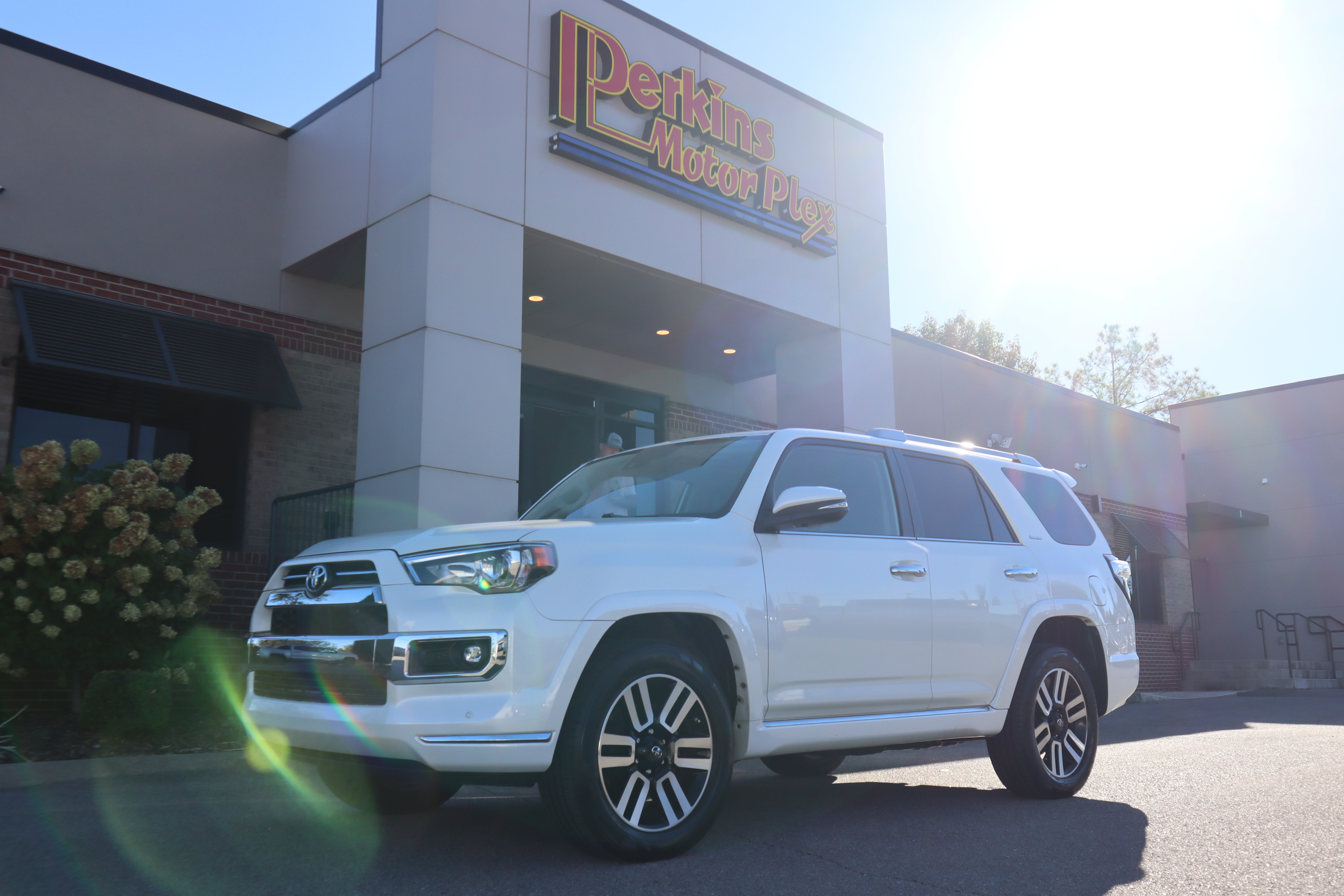 Used 2021 Toyota 4Runner Limited AWD/4WD image 33